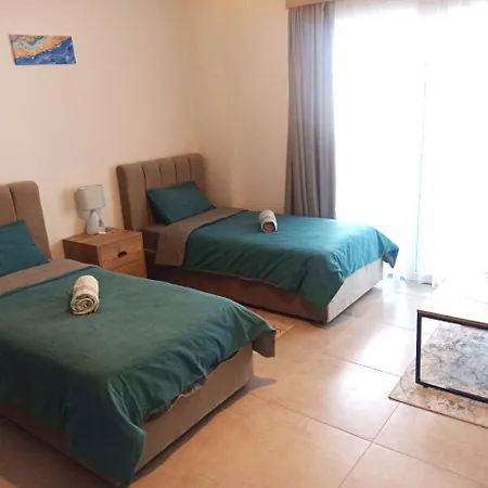 Royal Life Poseidon Residences Long Ξενοδοχείο με διαμερίσματα *