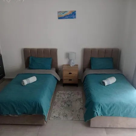 Royal Life Poseidon Residences Long Hotel de apartamente